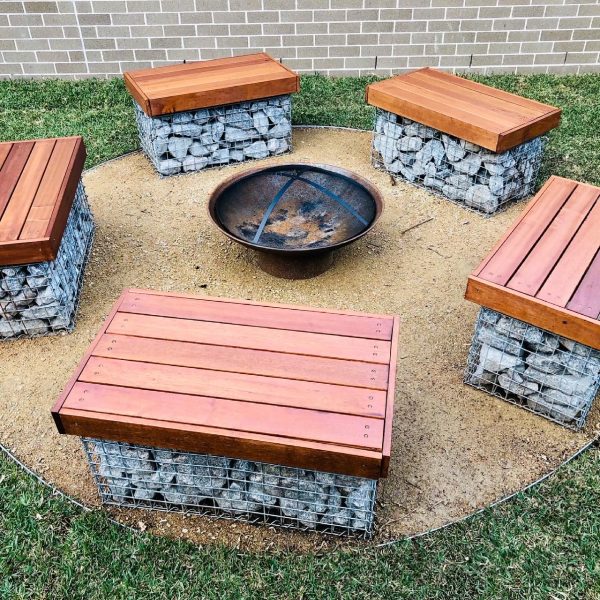 Modern outdoor fire pit