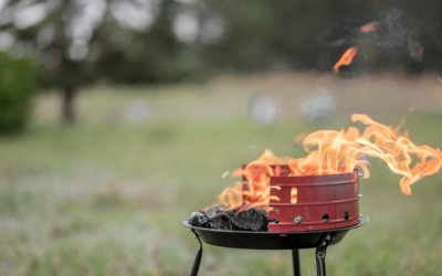Elevate Your Outdoor Experience: 5 Must-Have Fire Pit Accessories